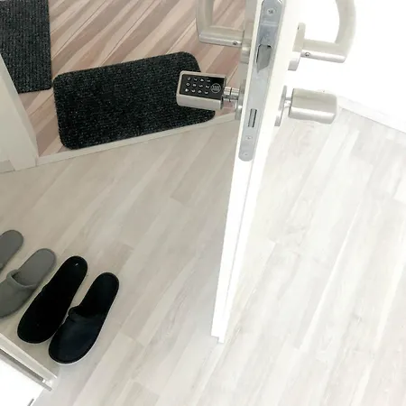 Private 게스트하우스 *