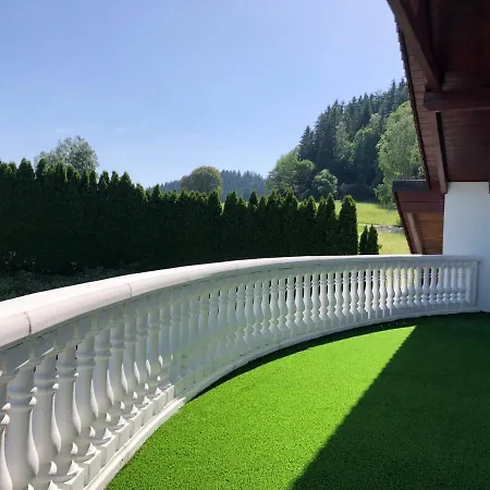 Das Erste Haus *